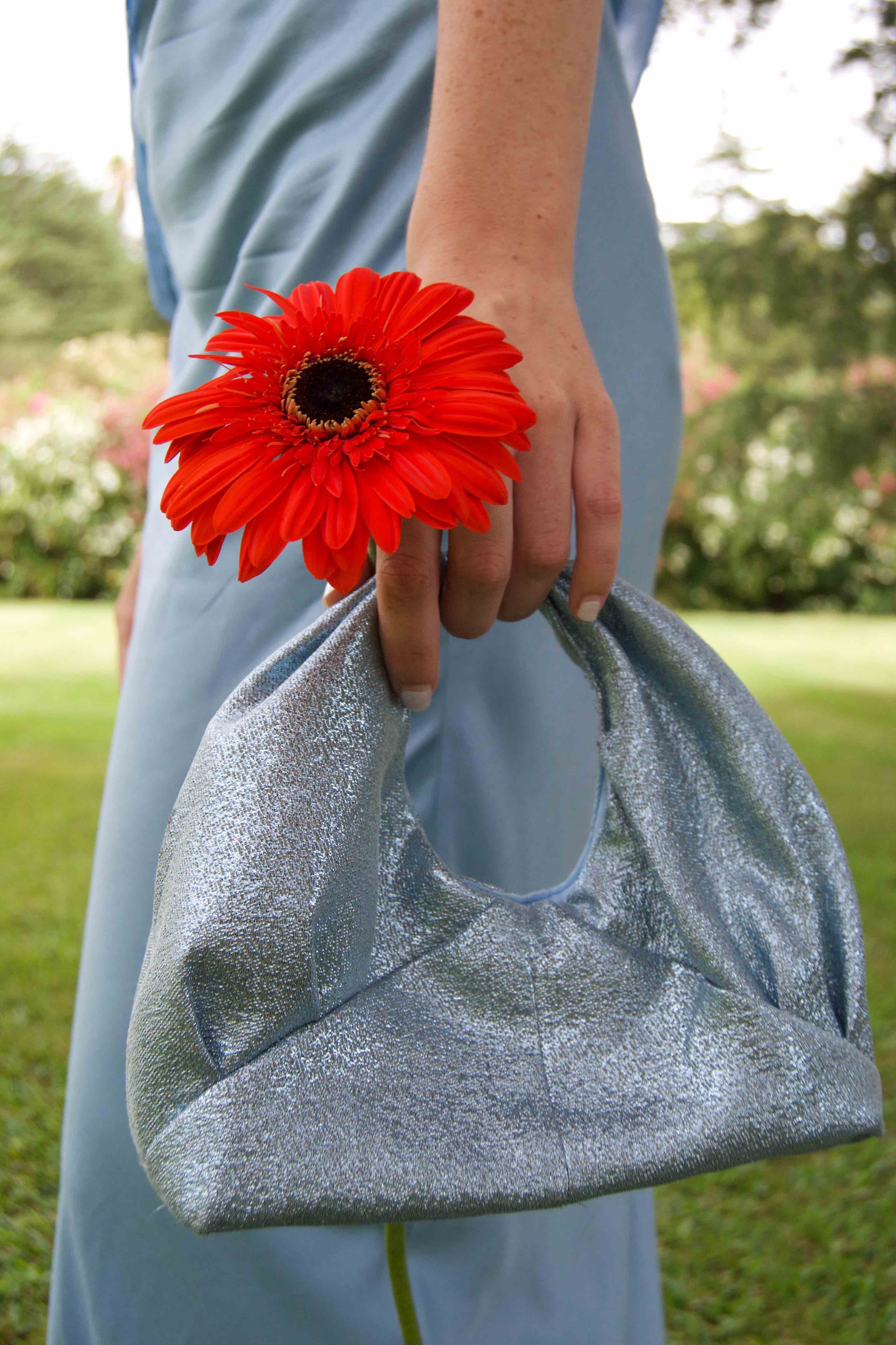 Bolso Clavel Azul